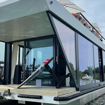 Botel Hausboot Yacht Werder